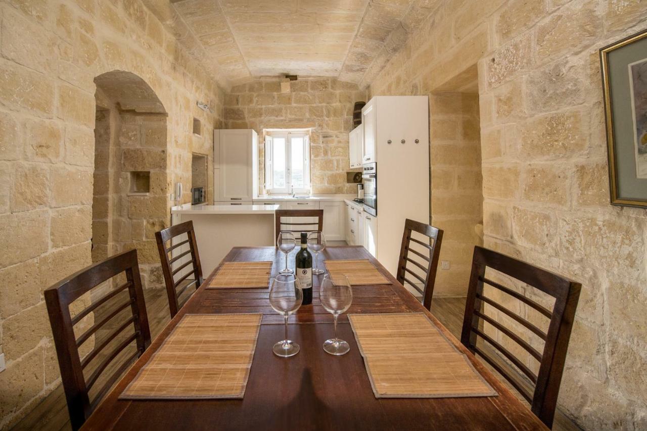 Zeppi'S Luxury Holiday Farmhouse With Private Pool Għarb Extérieur photo